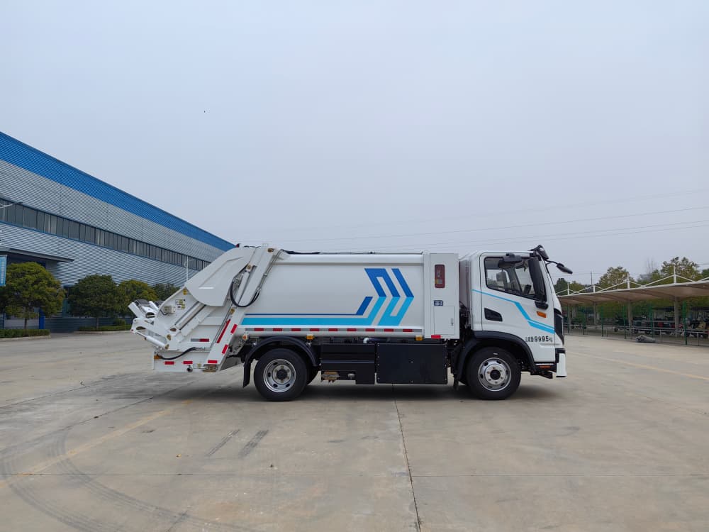 10t 纯电动压缩式垃圾车
