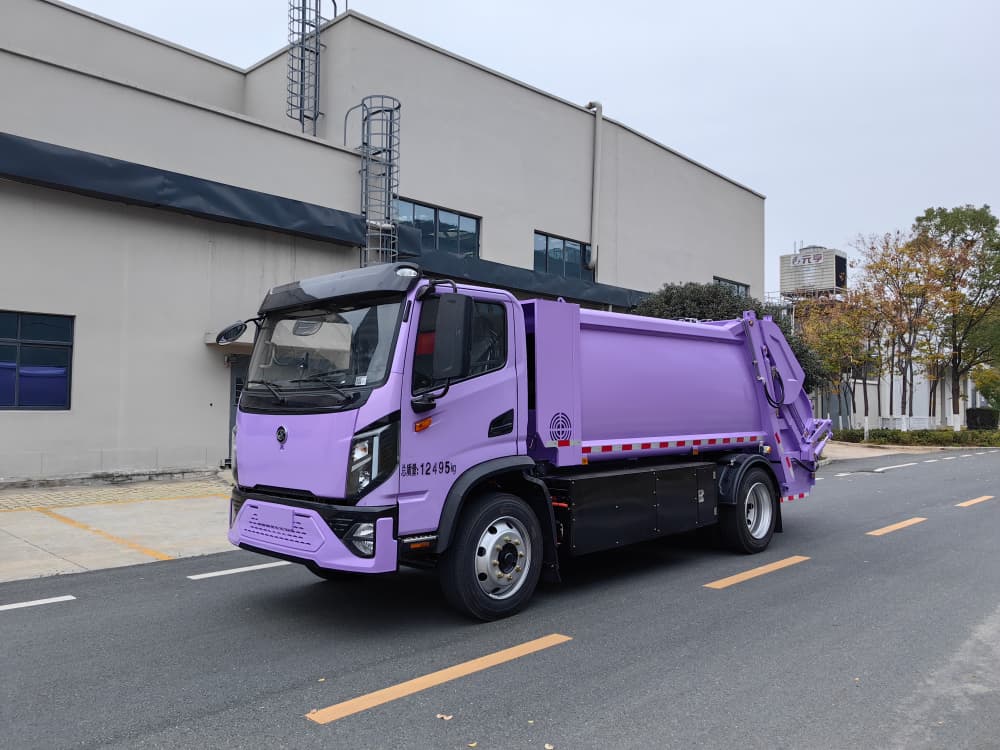 12t 纯电动压缩式垃圾车